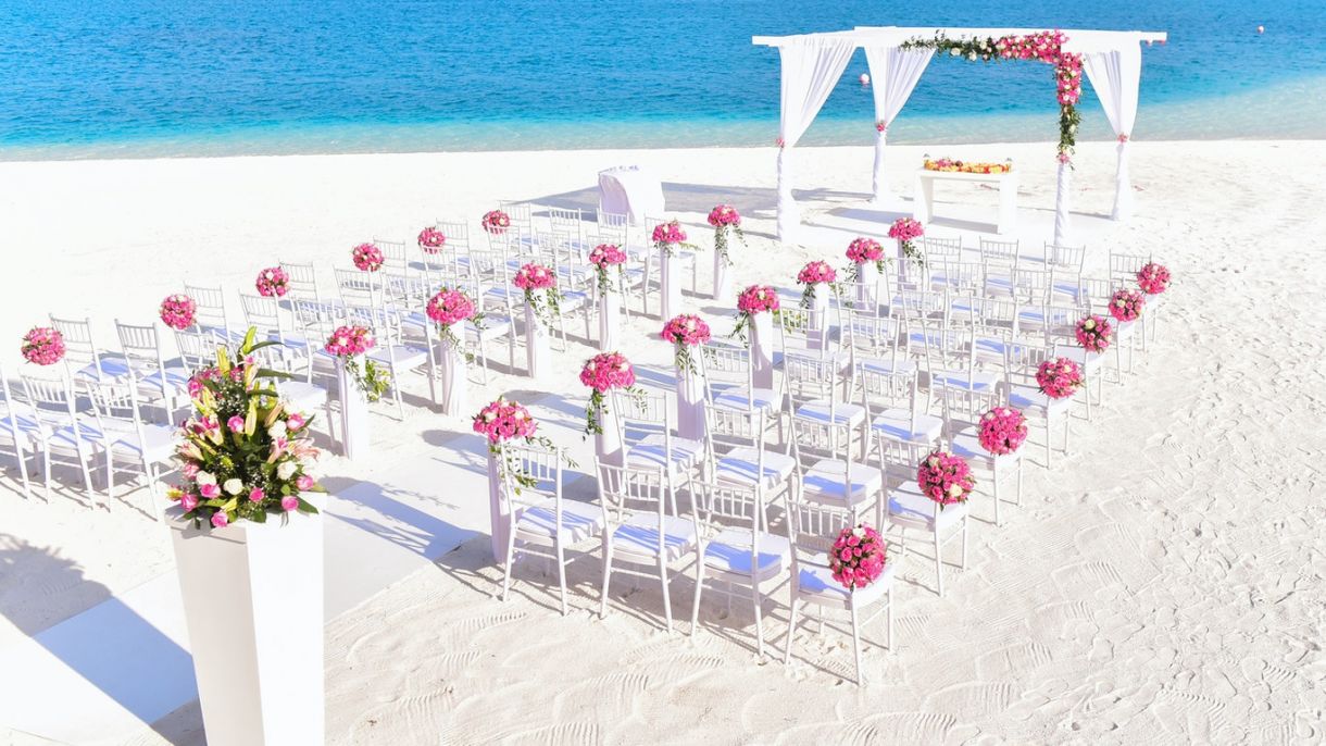 Easy wedding Dubai versus Seychelles- The benefits and challenges