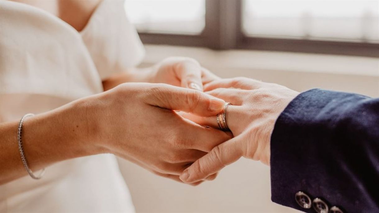 Easiest country to get married: Georgia VS Seychelles