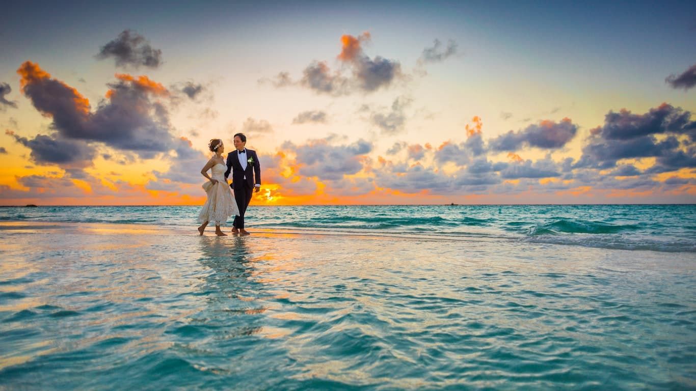 Learn how to get married in the Abu Dhabi court and Seychelles