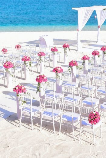 Easy wedding Dubai versus Seychelles- The benefits and challenges