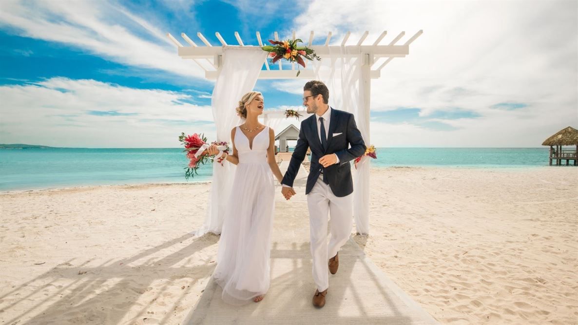 easy wedding seychelles premium package | How to get married in Seychelles and Dubai?